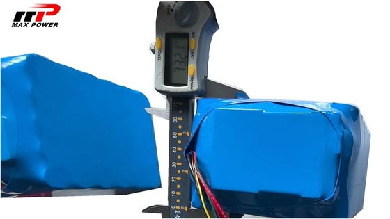 22.2V 25Ah 21700 lityum iyon Pil Paketi ROBOT için